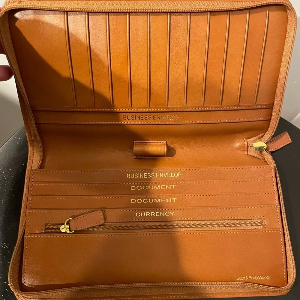 Bath & Body Works Tan Leather Travel Passport & Boarding Pass Organizer